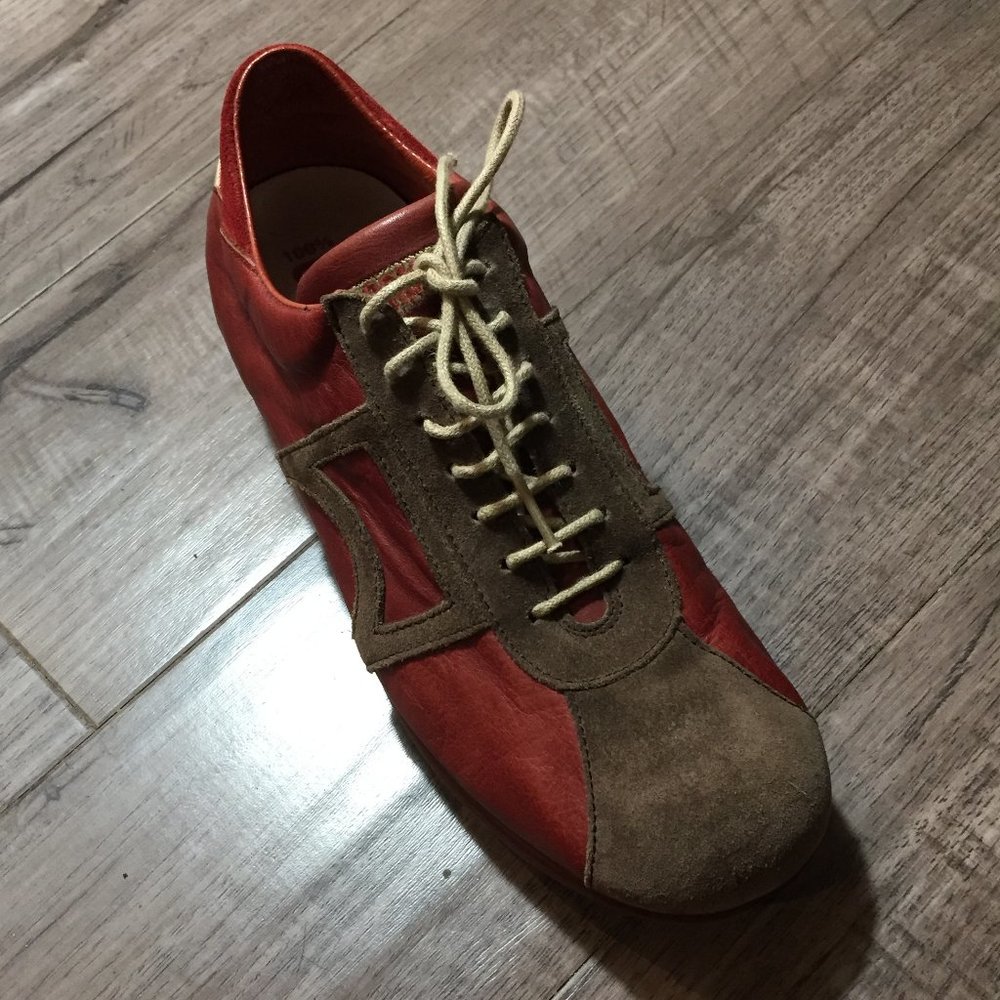 Camper vintage Pelotas red leather sneakers size 9